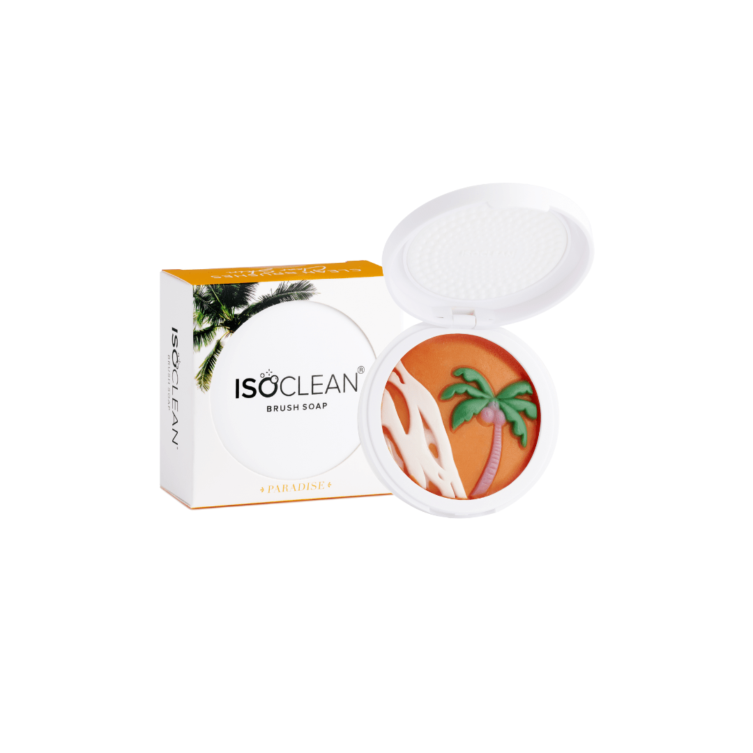 ISOCLEAN'S Scented makeup brush soap compact with scrubbing matt - ISOCLEAN