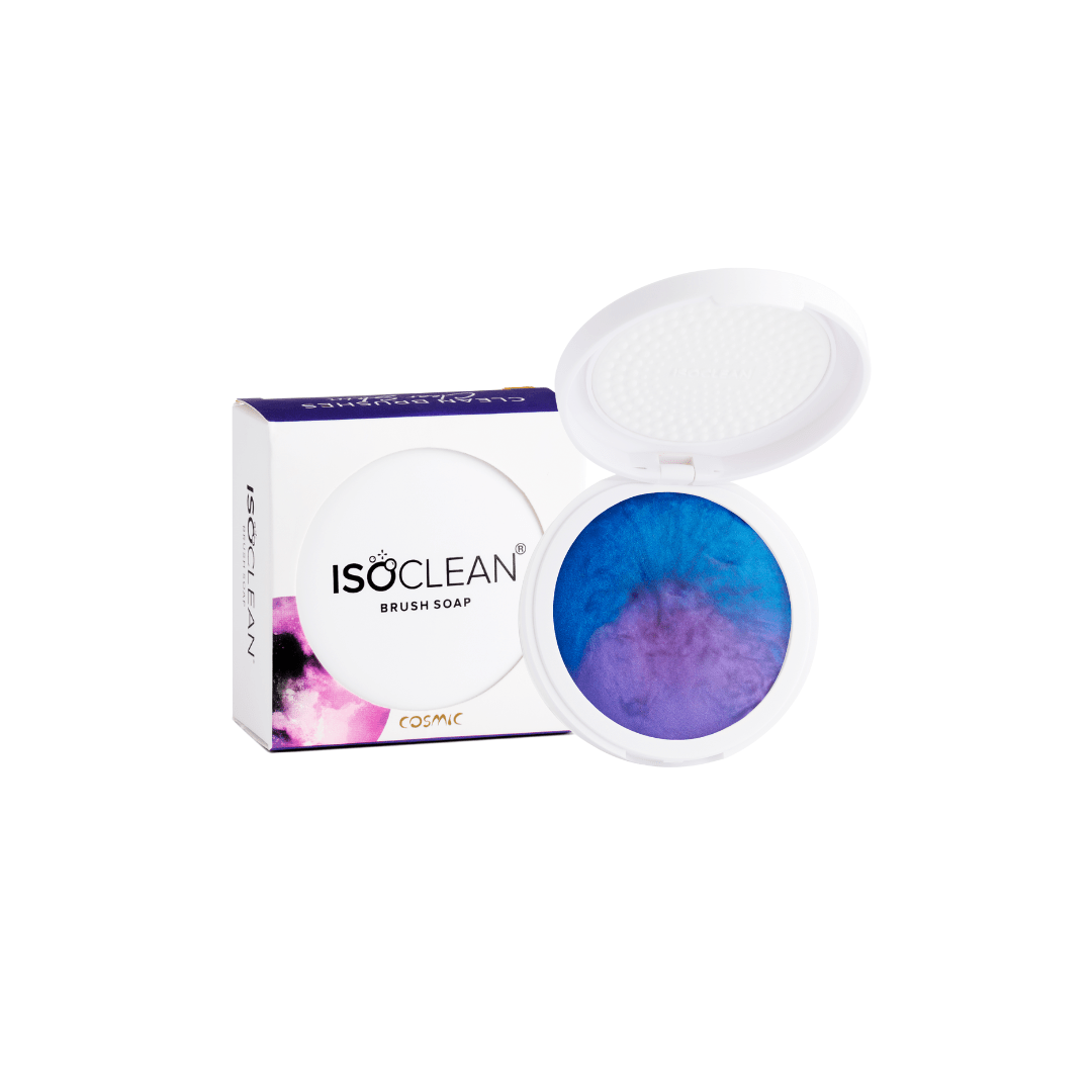 ISOCLEAN'S Scented makeup brush soap compact with scrubbing matt - ISOCLEAN